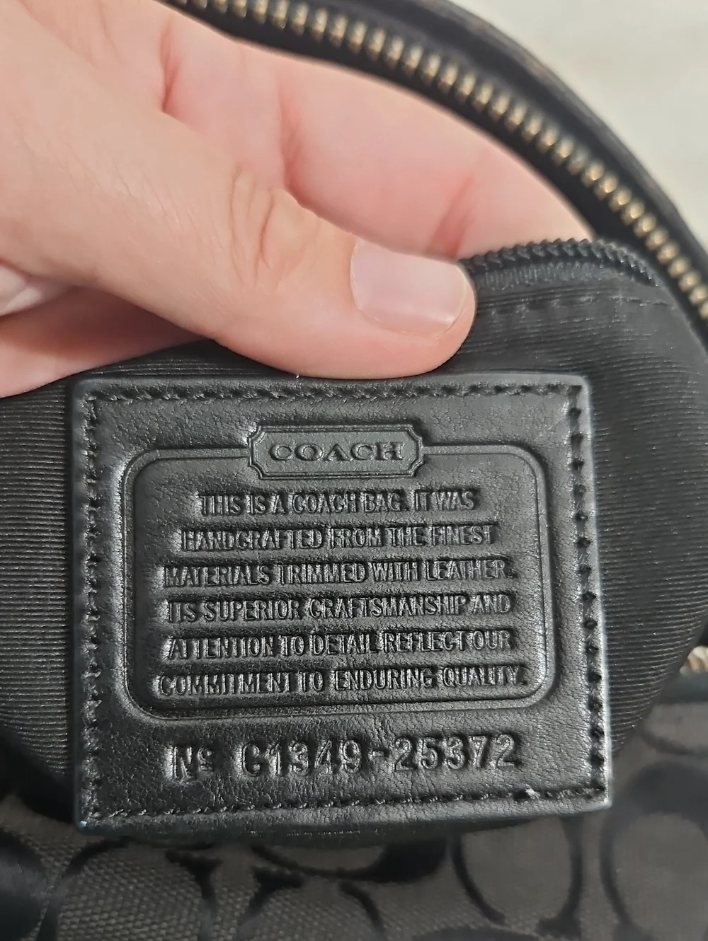 Coach Signature File Crossbody Shoulder Bag Black Jacquard Canvas Leather F25372